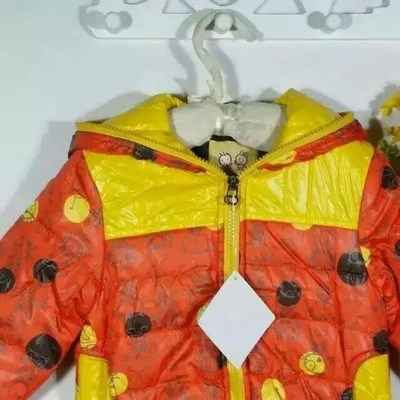 依乐坊童装 厂家直销批发，香港品质的选择